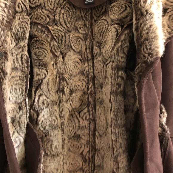 Vintage 90s LOIRE NY Faux Suede Fur Coat Size M Brown Luxury Wrap Belted Jacket - Picture 5 of 5